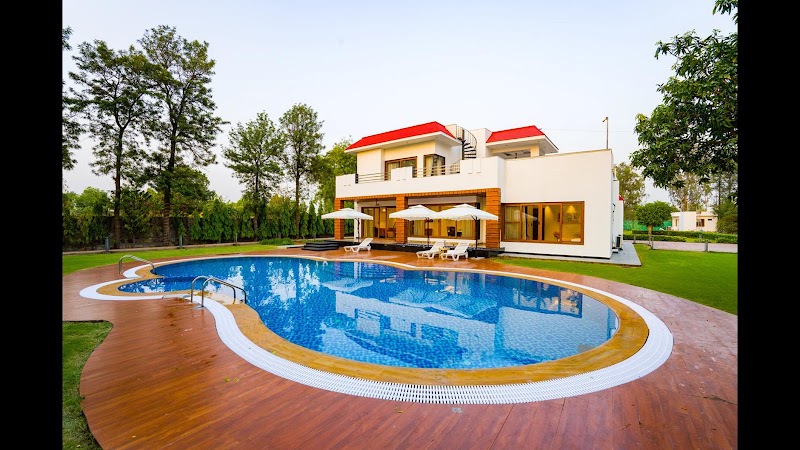 ELIVAAS Sanisa Farm - Villa in Gurugram | 3 BHK Farmhouse with Private Pool
