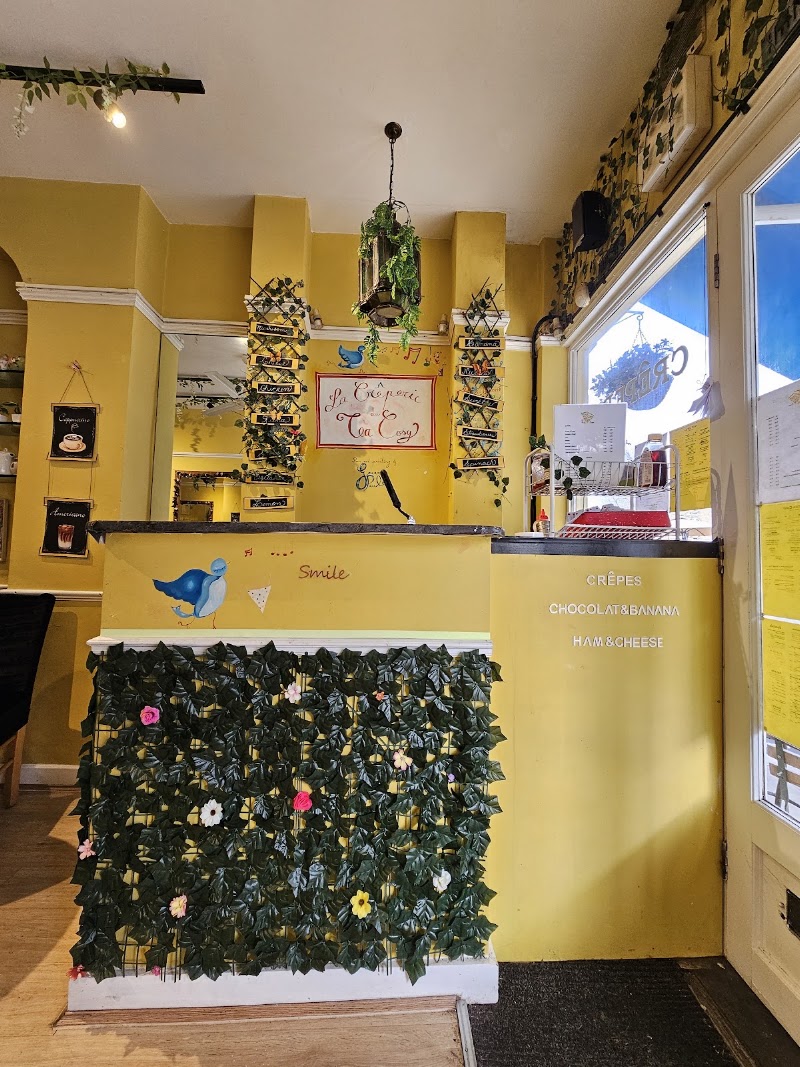 Le Tea Cosy - Le Tea Cosy, 51A Regent's Park Rd, London NW1 8XD, UK