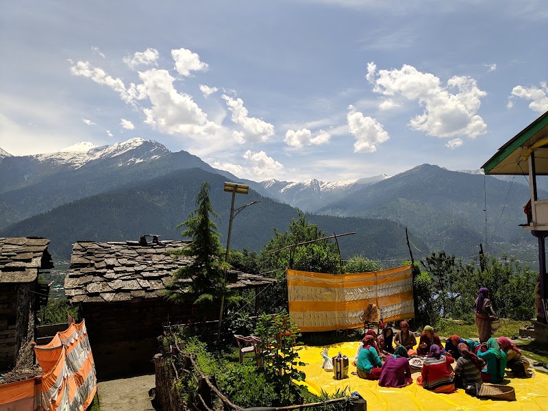 Karam Orchard, Sumbli
