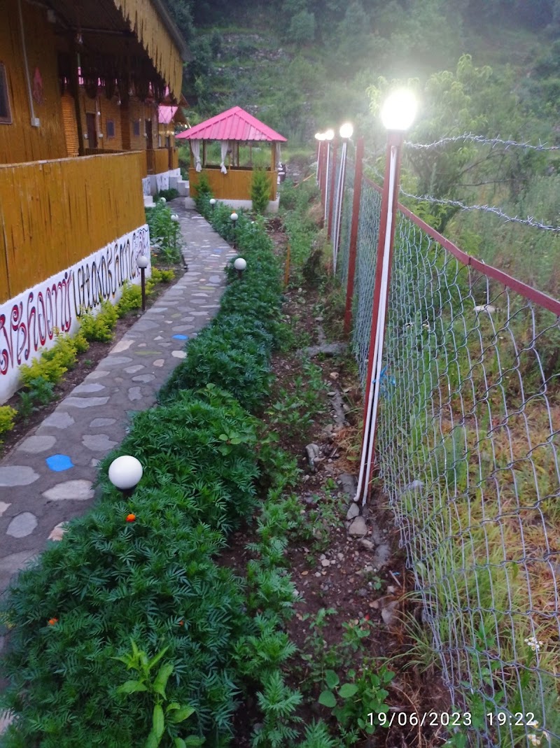 Jhutiya Talla Ramgarh Nainital - Jhutiya Talla Ramgarh Nainital, CHW6+C7R, Kaichi - Ramgarh Rd, Ramgarh, Uttarakhand 263137, India
