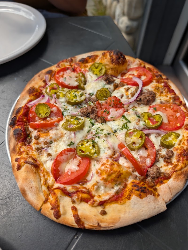 Rocky Mountain Flatbread Co. - Rocky Mountain Flatbread Co. 838 10 St, Canmore, AB T1W 2A7, Canada