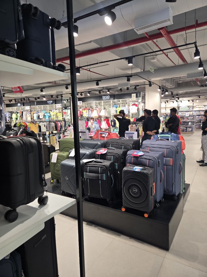 Shoppers Stop Ltd - Raipur Pandri - Shoppers Stop Ltd - Raipur Pandri, Ward No 24, Kanki Highstreet, PH No 109, beside Westside Store, Pandri Tarai, Pandri, Raipur, Chhattisgarh 492004, India