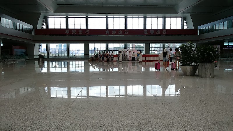 贵阳北站 - 贵阳北站, Guanshanhu District, Guiyang, Guizhou, China, 550014
