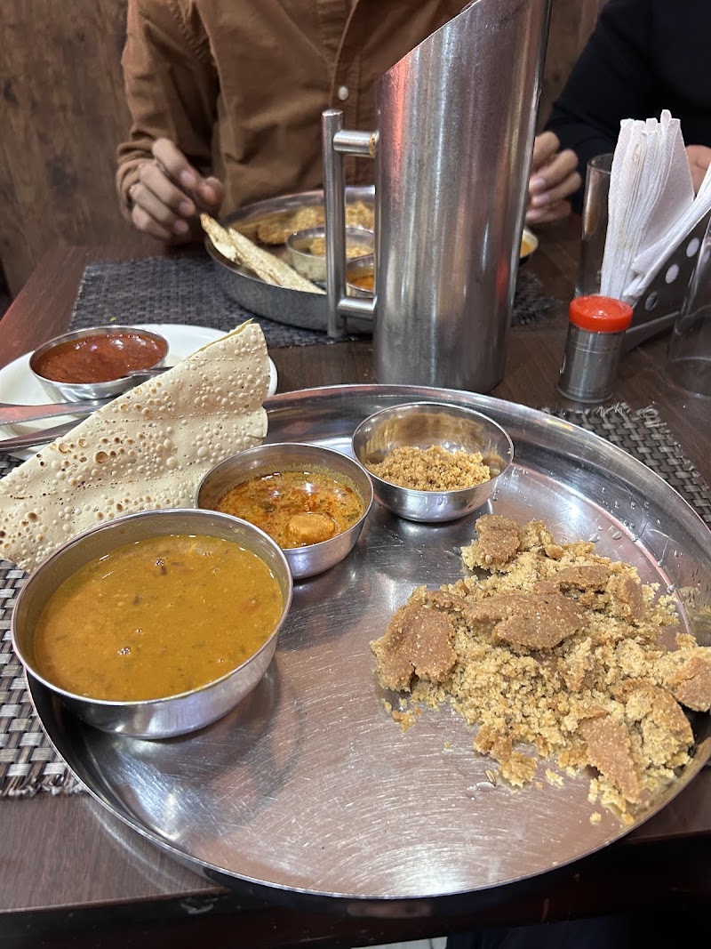 Krishna Dal Bati Restro Gulab Bagh Udaipur - Krishna Dal Bati Restro Gulab Bagh Udaipur 17, 1st Floor, Jal Darshan Market Hotel Green View Street, Gulab Bagh Rd, Old City, Brahmpuri, Udaipur, Rajasthan 313001, India