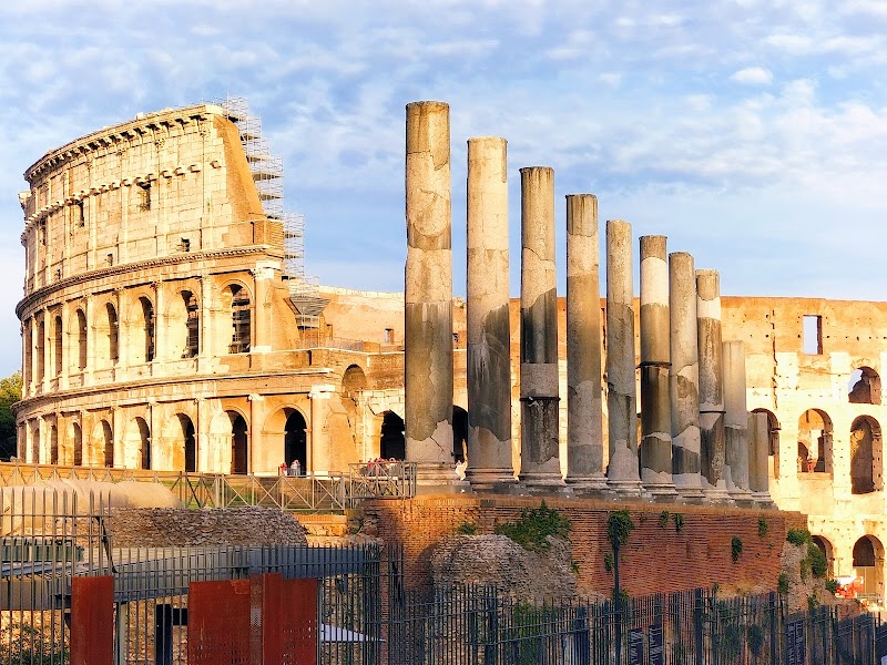 Colosseum - Colosseum P.za del Colosseo, 1, 00184 Roma RM, Italy