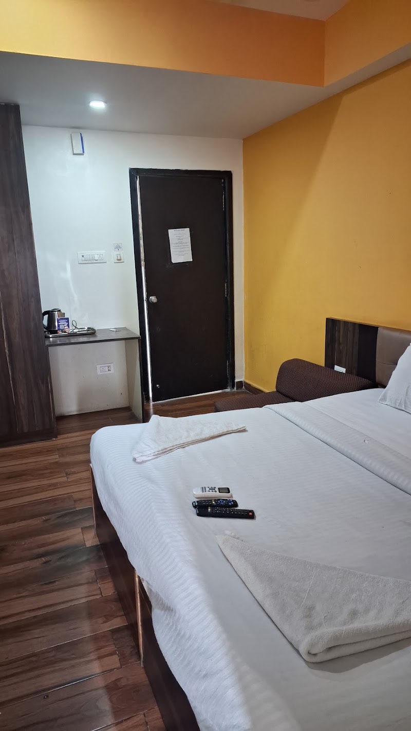 Hotel SRIVEDA - Hotel SRIVEDA, 5-4-790/D, opposite ISKCON Temple, Old Kattal Mandi, Abids, Hyderabad, Telangana 500001, India