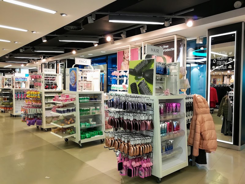 Primark - Primark, Langemunt 54, 9000 Gent, Belgium