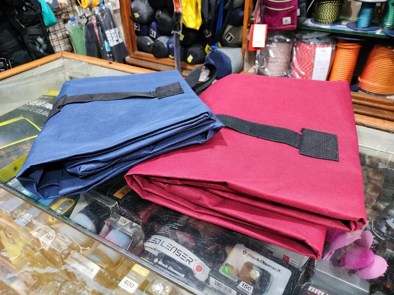 Holyland Hiking Shop - Holyland Hiking Shop JP Rd, Kathmandu 44600, Nepal