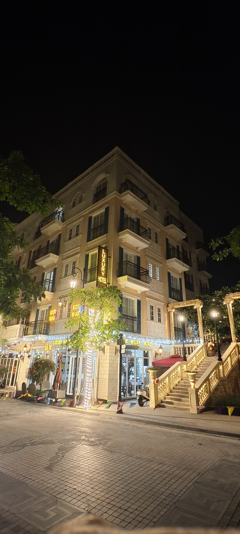 Luxury Hotel & Spa Milan 38 Sunset Town - Luxury Hotel & Spa Milan 38 Sunset Town 38, Milan, Sunset Town, An Thới, Phú Quốc, An Giang 92513, Vietnam