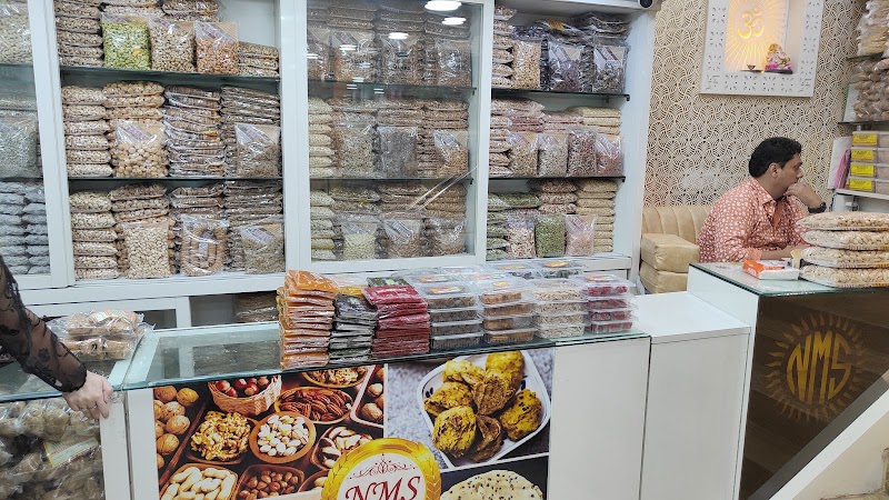 New Mahajan store since 1965 ( SG PRODUCT) best papad warian and masale shop in Amritsar - New Mahajan store since 1965 ( SG PRODUCT) best papad warian and masale shop in Amritsar, New Mahajan store, opp. Arya samaj mandir building, Katra Jaimal Singh, Kt. Jaimal Singh, Amritsar, Punjab 143006, India