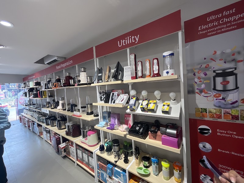 Pigeon Exclusive Store - Pandri, Raipur | Chimneys, Hobs, Cast Iron Cookware & More - Pigeon Exclusive Store - Pandri, Raipur | Chimneys, Hobs, Cast Iron Cookware & More, Jeewan Bima Marg, Main Rd, nearby Hotel Simran Pride, Pandri, Raipur, Chhattisgarh 492004, India