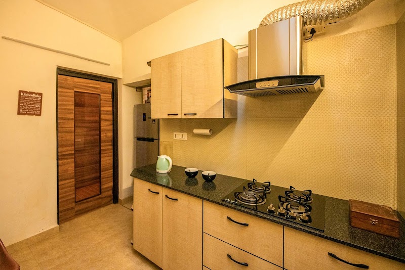 StayVista at Oberoi's Chalet in Bhimtal | 3 BHK Premium Villa - StayVista at Oberoi's Chalet in Bhimtal | 3 BHK Premium Villa June Estate, Thandi Sadak, Suriyagaon Rd, Bhimtal, Bhowali Range, Uttarakhand 263136, India