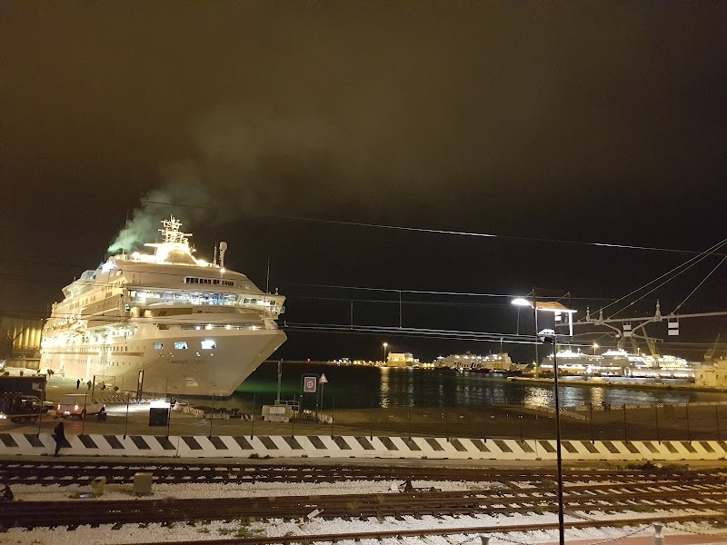 Anek Lines Italy - Anek Lines Italy, Piazza della Repubblica, 1, 60122 Ancona AN, Italy