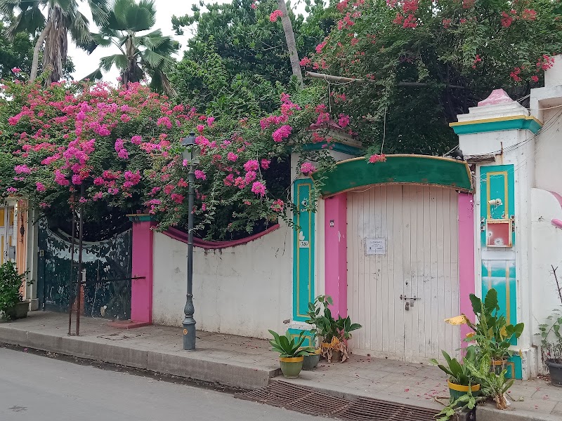 Pondicherry white town - Pondicherry white town WRPM+8PQ, Francois Martin St, White Town, Puducherry, 605001, India