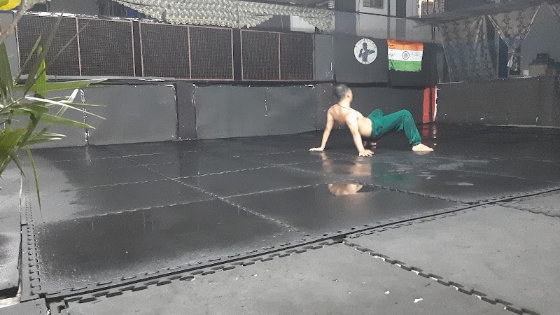 FIGHTERS DEN MMA - FIGHTERS DEN MMA, 6/B, Haji Ln, Beniapukur, Kolkata, West Bengal 700014, India