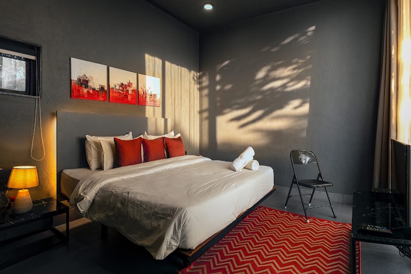 StayVista at Villa Meer | Premium Holiday Home with Private Pool in Nashik - StayVista at Villa Meer | Premium Holiday Home with Private Pool in Nashik, next to York Winery, Gangapur, Sawargaon, Nashik, Maharashtra 422222, India