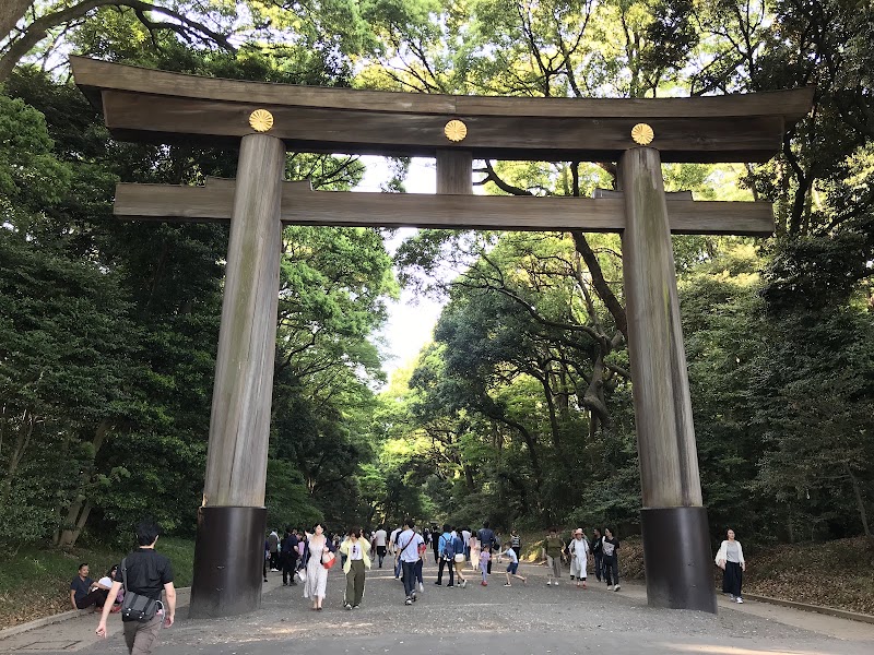 Yoyogi Park - Yoyogi Park 2-1 Yoyogikamizonochō, Shibuya, Tokyo 151-0052, Japan
