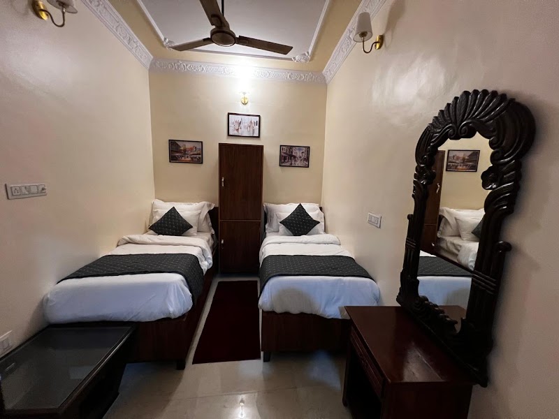 HOTEL THE FORT VIEW - HOTEL THE FORT VIEW road, Kunda, Amer, Jaipur, Rajasthan 302002, India