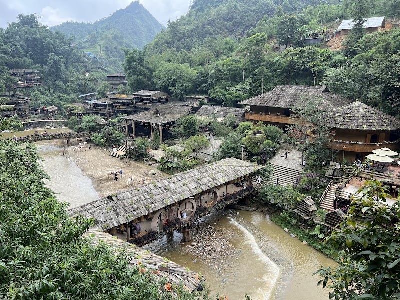 Cat Cat Tourism Village