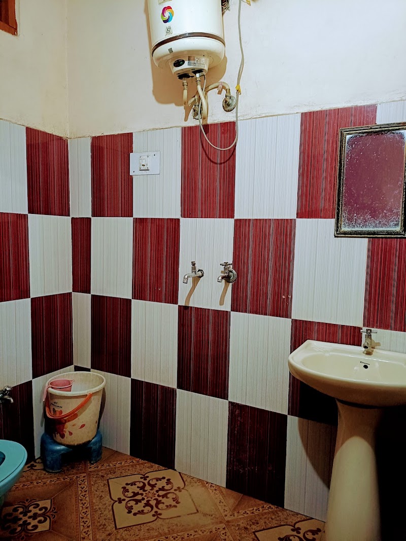 JAGAT SEWA SADAN - JAGAT SEWA SADAN near read light, Jawalamukhi, Himachal Pradesh 176031, India
