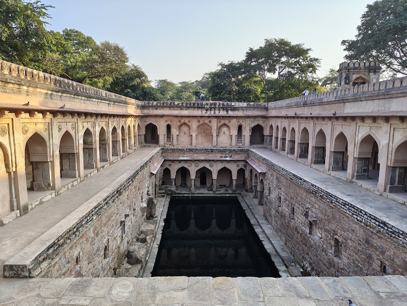 Mehrauli Archaeological Park Tour Guide