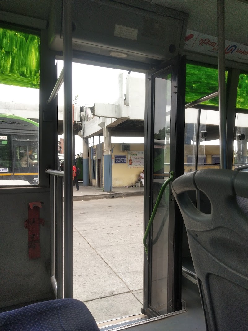 ISBT Sector 43 - ISBT Sector 43 PP8V+M5X, ISBT Rd, Sector 43, Chandigarh, 160043, India