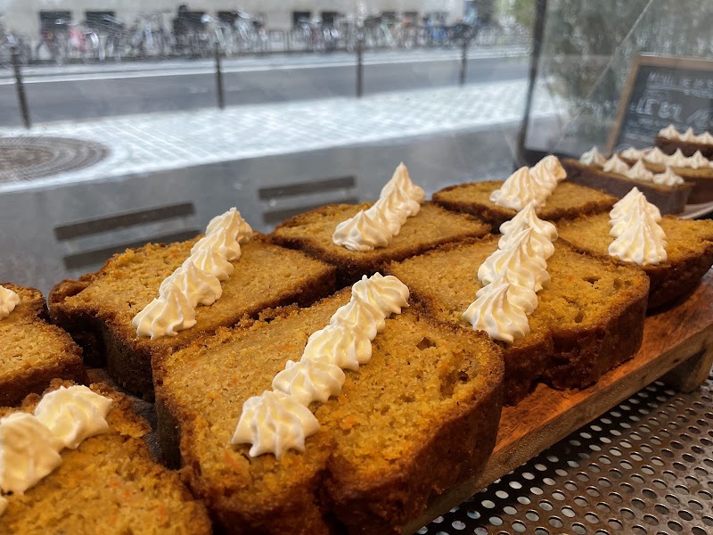 Garden Café Paris - Garden Café Paris 220 Rue Saint-Jacques, 75005 Paris, France