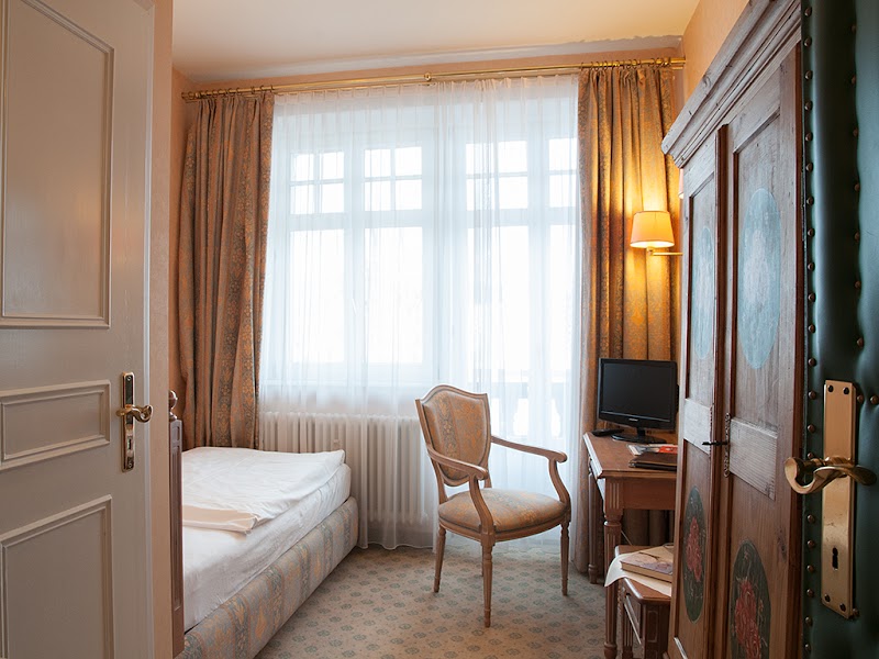 Gästehaus Florian - Gästehaus Florian Riedersteinstraße 28, 83684 Tegernsee, Germany