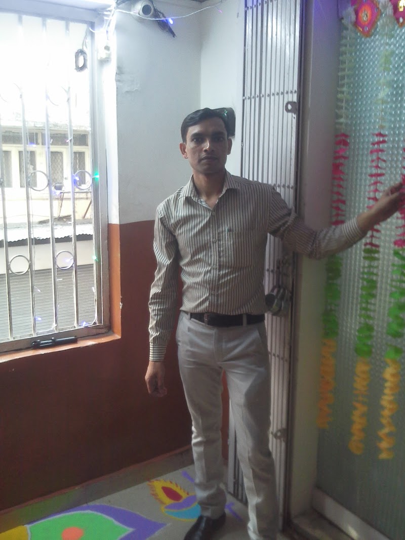 Live India Tours Pvt. Ltd - Live India Tours Pvt. Ltd, F- 62, Bhagat Singh Market Marg, New Khanna Market, Gole Market, New Delhi, Delhi 110001, India