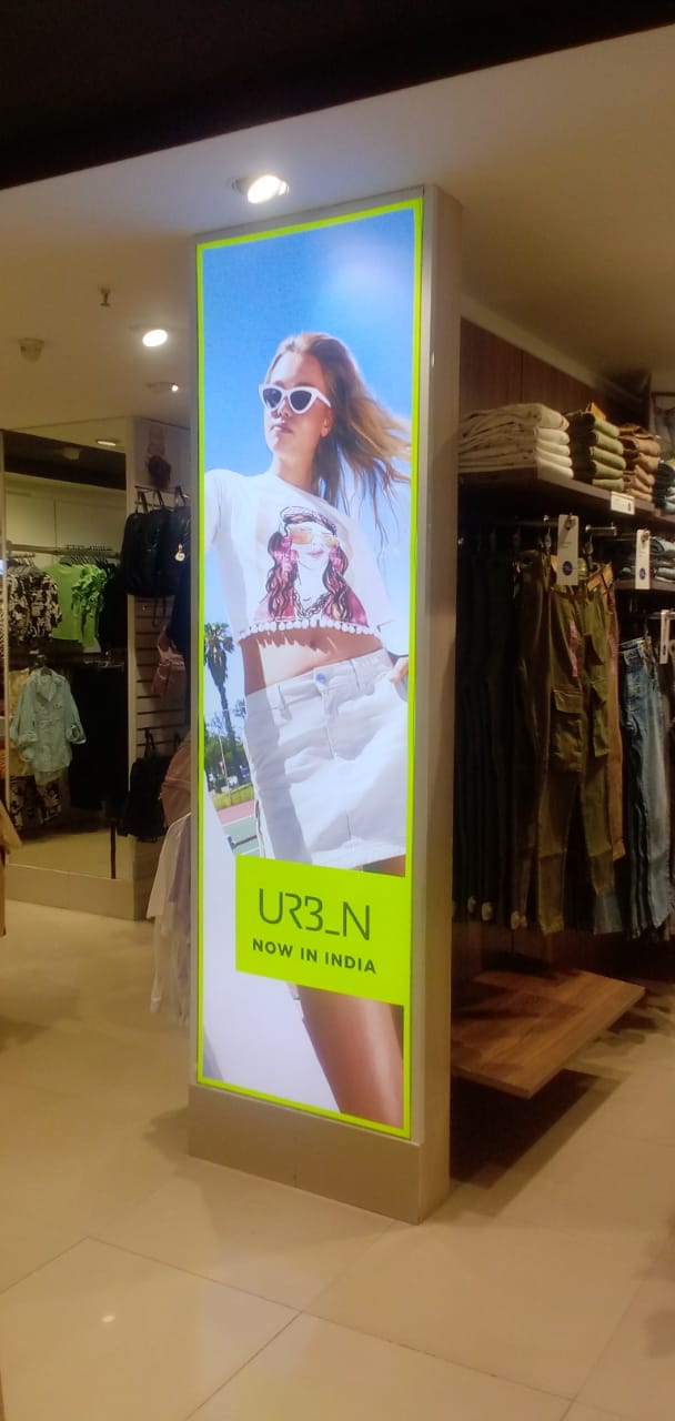 Max - Max 1st & 2nd Flr, Parle Square Mall, BN Agarwal Commercial Complex, Moongibai Road, Navpada, Vile Parle East, Vile Parle, Mumbai, Maharashtra 400057, India