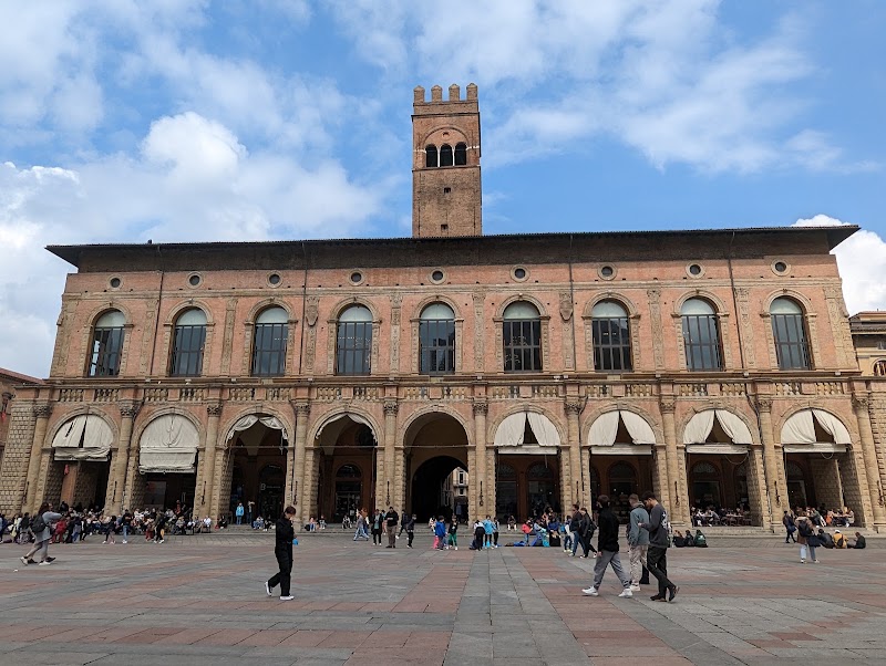Tourist House Bologna - Tourist House Bologna, Via Caduti di Cefalonia, 5, 40125 Bologna BO, Italy