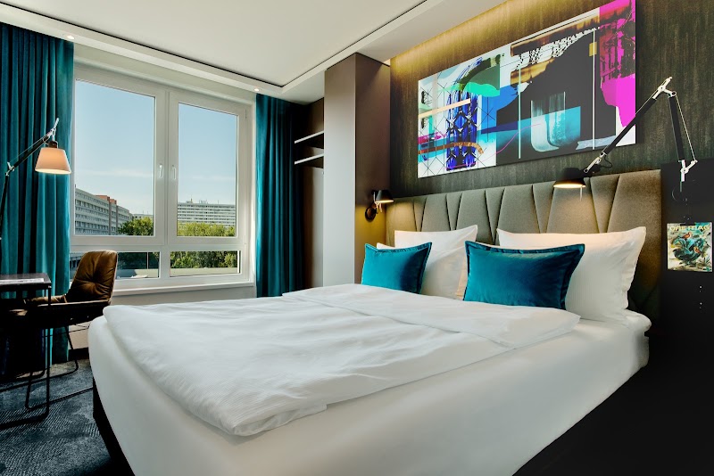 Hotel Motel One Berlin-Hackescher Markt - Hotel Motel One Berlin-Hackescher Markt, Dircksenstraße 36, 10179 Berlin, Germany