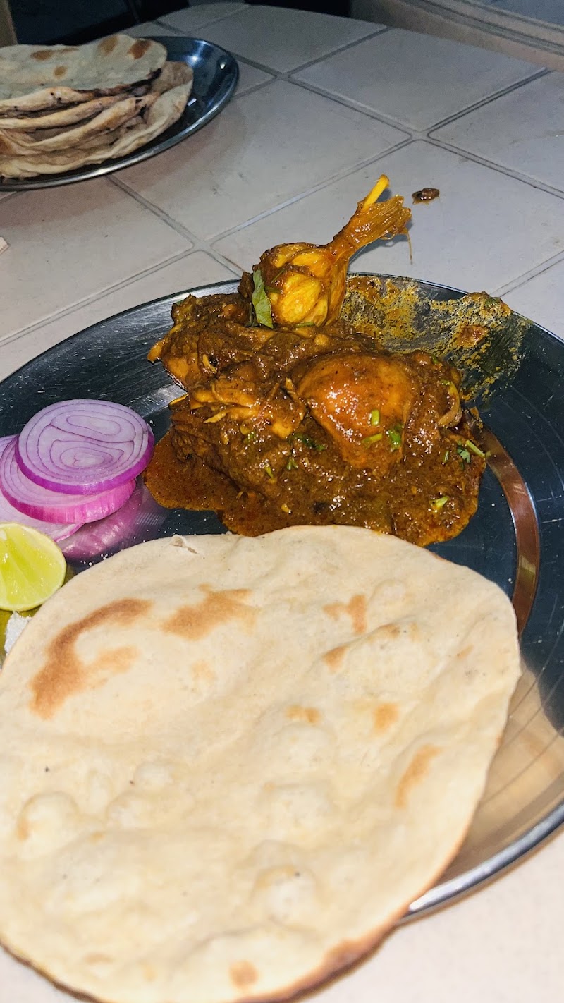 Anand Family Dhaba and Restaurant - Anand Family Dhaba and Restaurant Aadarsh College Tiraha, Bus Stop, Mundara, Raipur, Chhattisgarh 492015, India