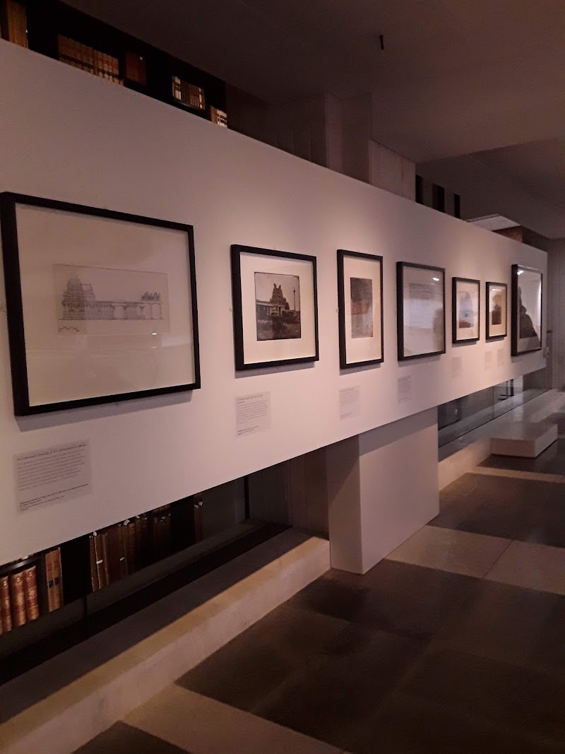 Ritblat Gallery - Ritblat Gallery 96 Euston Rd., London NW1 2DB, UK