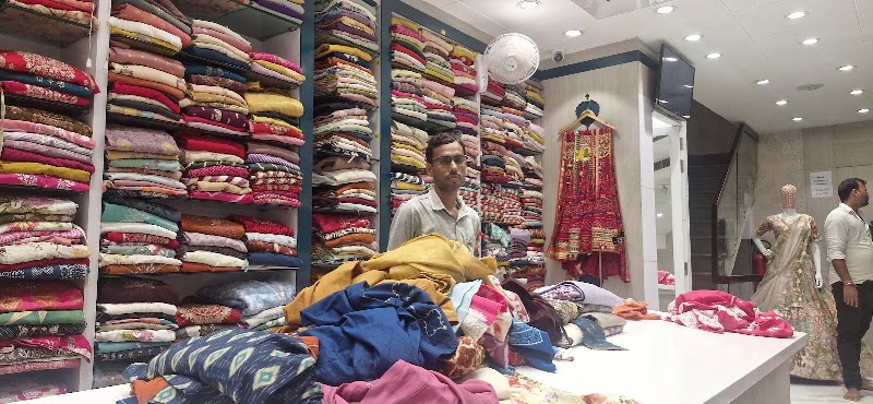 Sakhi Jaipur - Sakhi Jaipur Showroom no. 40, opp. TPS, near Nursery Circle, Nemi Nagar Extension, Block A, Vaishali Nagar, Jaipur, Jaipur Nagar Nigam Area, Rajasthan 302021, India