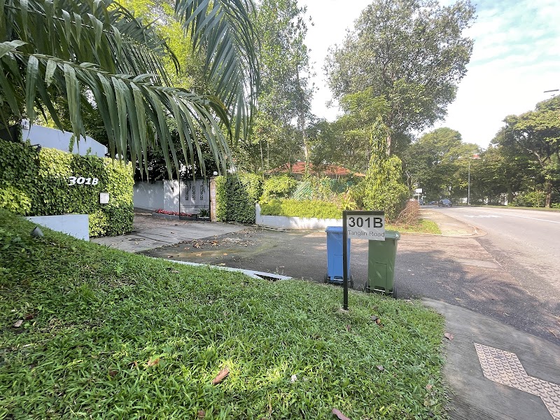 Tanglin Hill Meadows - Tanglin Hill Meadows, 1 Tanglin Hill, Singapore 248018