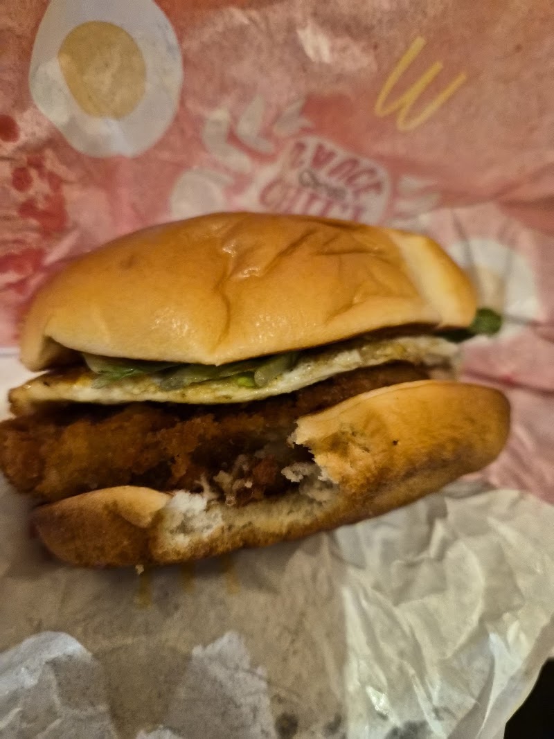 McDonald's (Happy Valley) - McDonald's (Happy Valley) 200 Estr. Gov. Albano de Oliveira, Macao