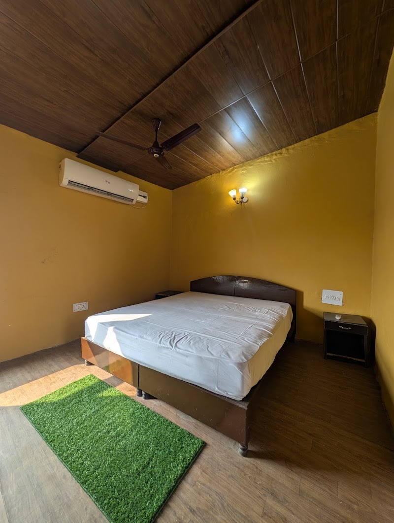 Arise Rustic Village Resort - Arise Rustic Village Resort Om Shanti Retreat Centre, Road, behind Park Inn Hotel, Patti Kawan, Bhora Kalan, Gurugram, Haryana 122413, India