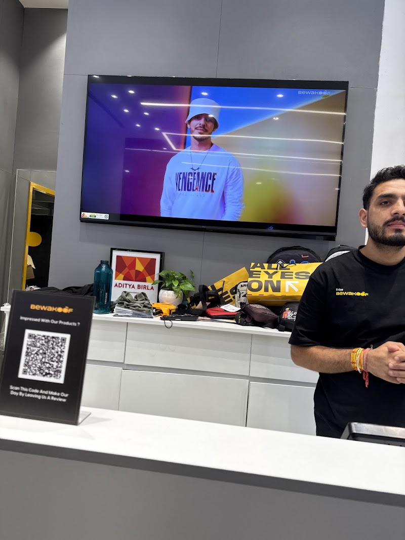Bewakoof Clothing Store - Nexus Elante Mall, Chandigarh - Bewakoof Clothing Store - Nexus Elante Mall, Chandigarh, Unit No. 119, First Floor, Elante Mall, Plot No. 178-178A, Purv Marg, near Industrial and Business Park, Industrial Area Phase I, Chandigarh, Punjab 160002, India
