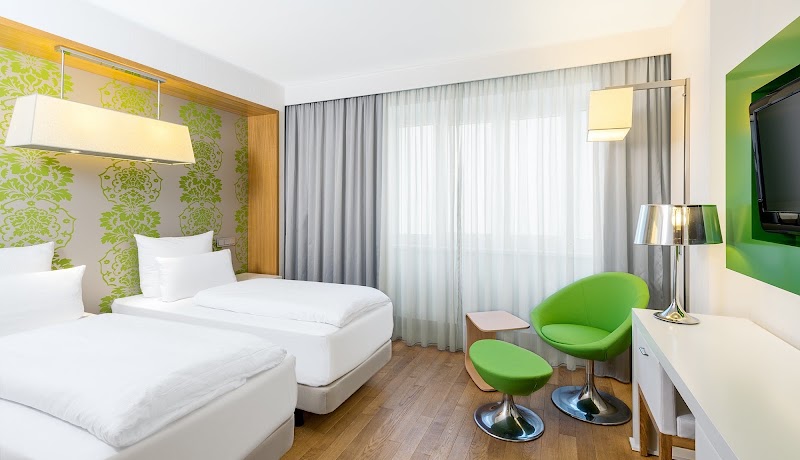 Hotel NH Frankfurt Messe - Hotel NH Frankfurt Messe, Friedrich-Ebert-Anlage 38, 60325 Frankfurt am Main, Germany