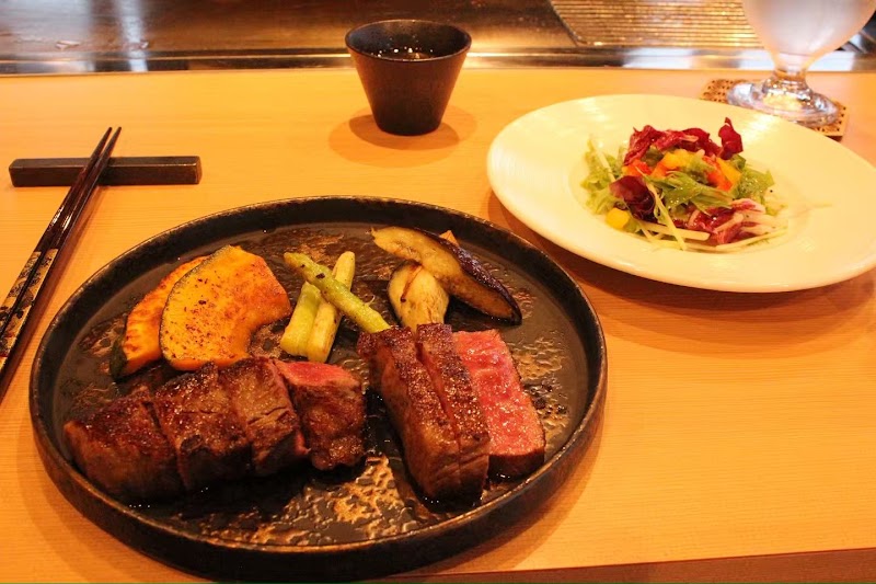 KOBE Beef Emperor Steak – Kyoto Gion(エンペラーステーキ) - KOBE Beef Emperor Steak – Kyoto Gion(エンペラーステーキ), Japan, 〒604-8004 Kyoto, Nakagyo Ward, Nakajimachō, １１３ 三条大橋近江屋 3階