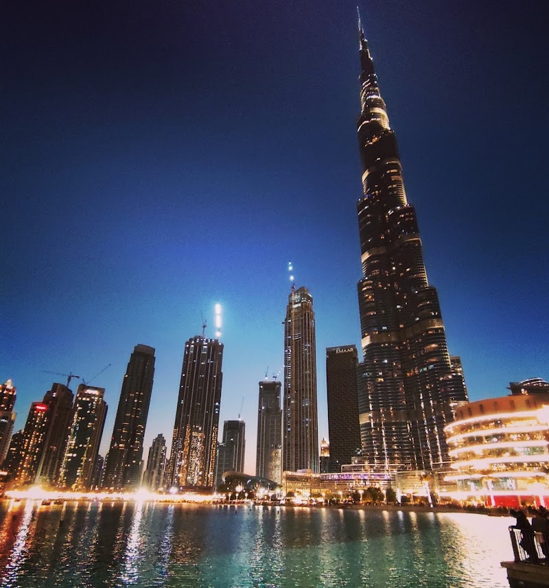 The Dubai Fountain - The Dubai Fountain Burj Khalifa - Downtown Dubai - Dubai - United Arab Emirates