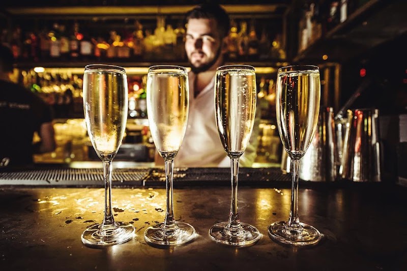 Thirst Bar Soho - Thirst Bar Soho 53 Greek St, London W1D 3DR, UK