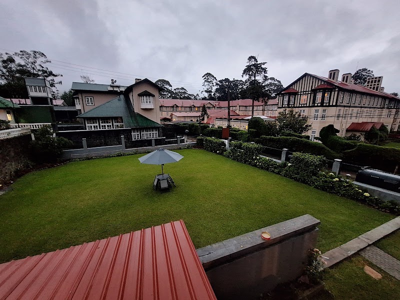 Grand Bungalow by Seven Angels - Grand Bungalow by Seven Angels, 24 Grand Hotel Rd, Nuwara Eliya 22200, Sri Lanka