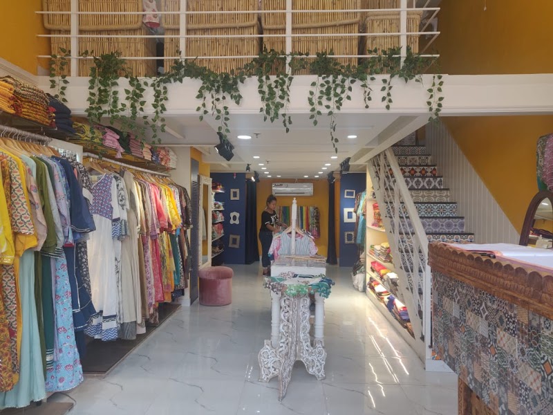 KUSVAA - KUSVAA 1st Floor, Good Earth City Centre, Unit no 168, Vikas Marg, Pocket H, Nirvana, Sector 50, Gurugram, Haryana 122018, India