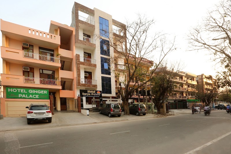 Hotel Surya Palace By Aura - Hotel Surya Palace By Aura BH-01, Tower Oshy Road, behind Noida One, near Shramdeep Apartments, Rasoolpur Nawada, Industrial Area, Sector 62, Noida, Uttar Pradesh 201309, India