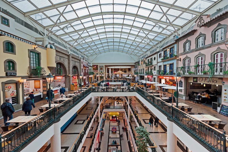 ViaCatarina Shopping - ViaCatarina Shopping, R. de Santa Catarina 312 a 350, 4000-443 Porto, Portugal