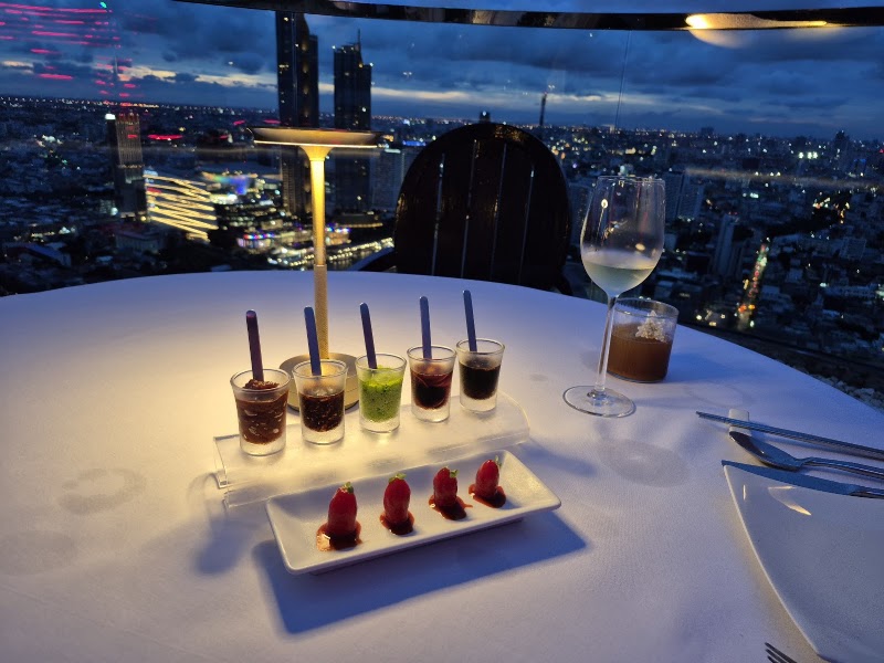 Breeze - Breeze, 52nd Floor, State Tower Bangkok, 1055 Si Lom Rd, Si Lom, Khet Bang Rak, Krung Thep Maha Nakhon 10500, Thailand