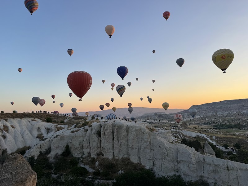 Royal Balloon - Cappadocia - Royal Balloon - Cappadocia, Avcılar Mahallesi, Dutlu Sk. No:9, 50180 Göreme/Nevşehir Merkez/Nevşehir, Türkiye