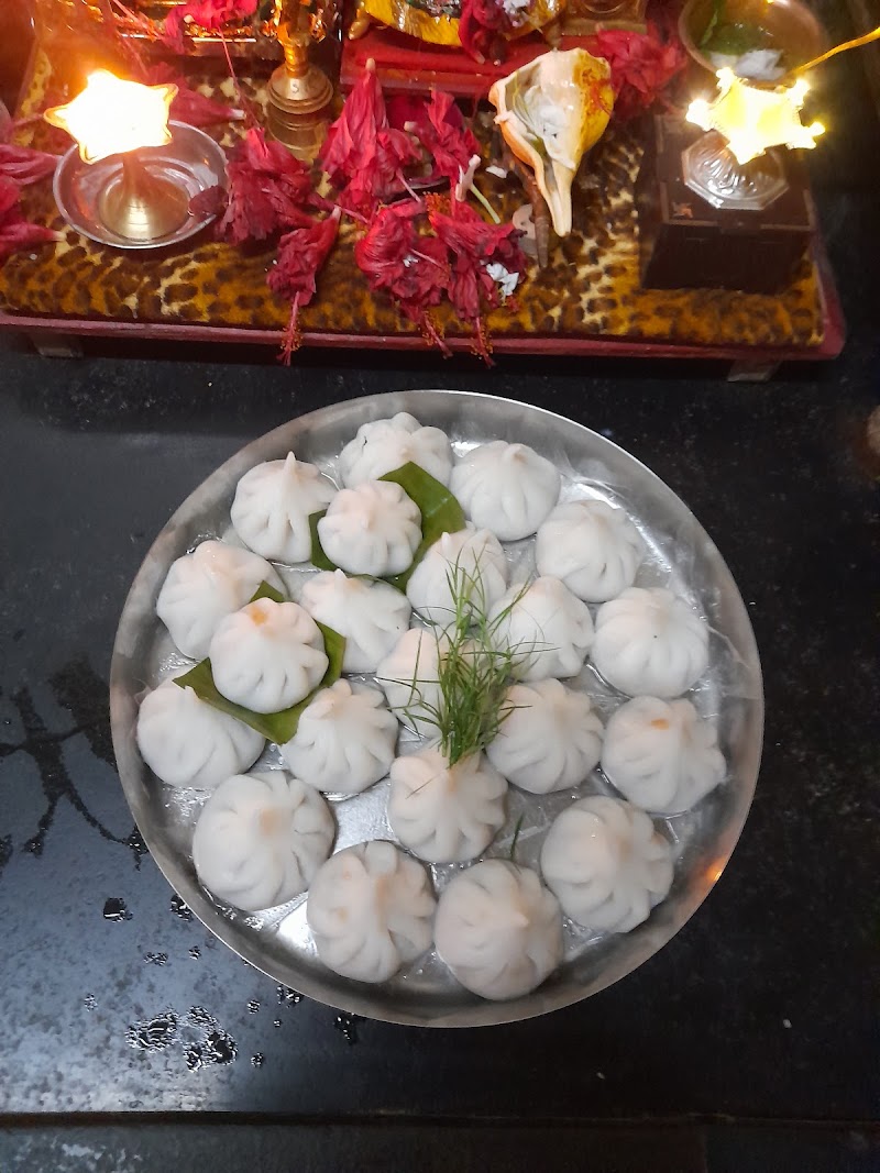 Rajesh Bapat Gharguti khanaval